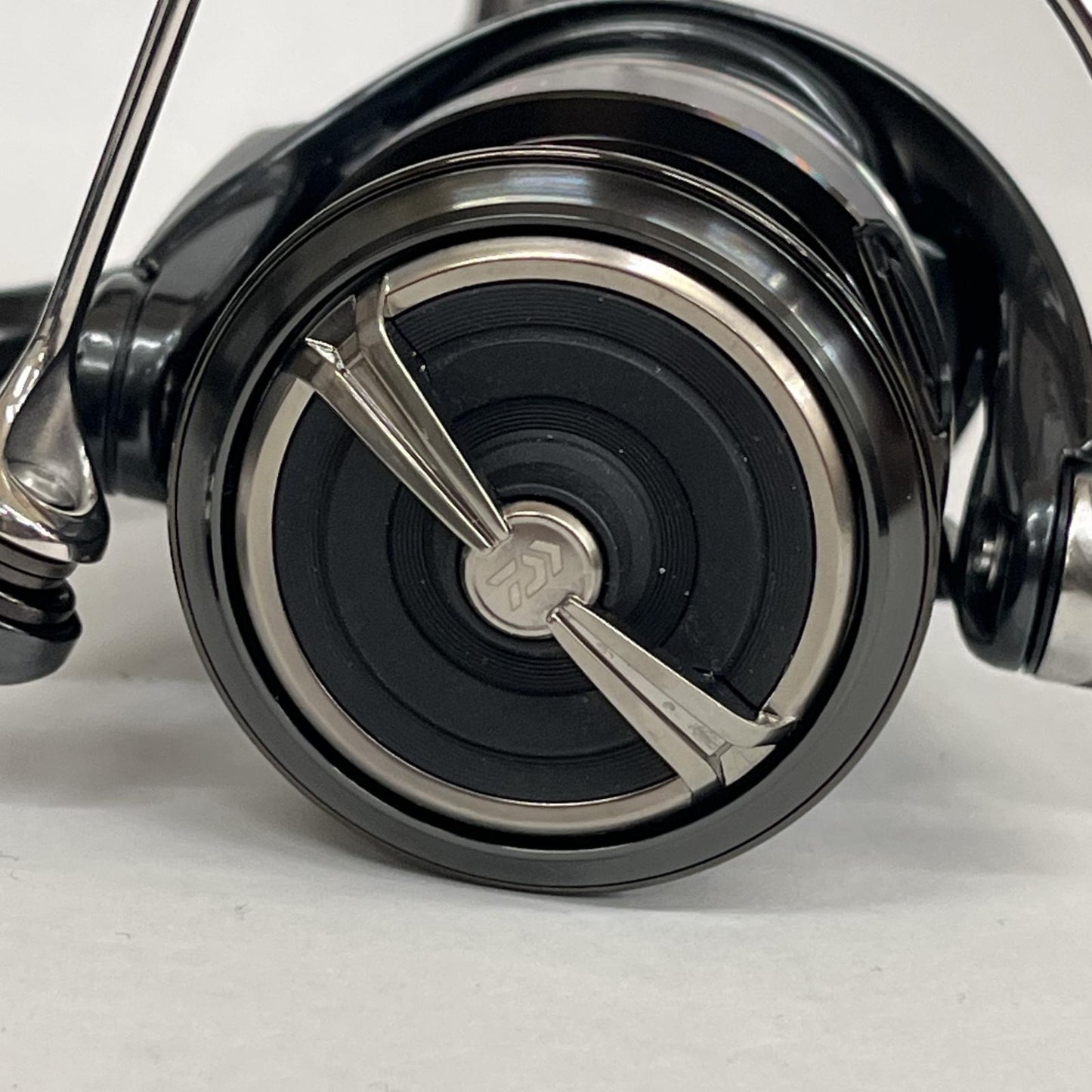 【フィッシング/釣り/釣具/リール】 【スピニングリール】Daiwa | ダイワ 24セルテートLT カスタムノブ(純正パーツ付き) 2500-H【加古川店】