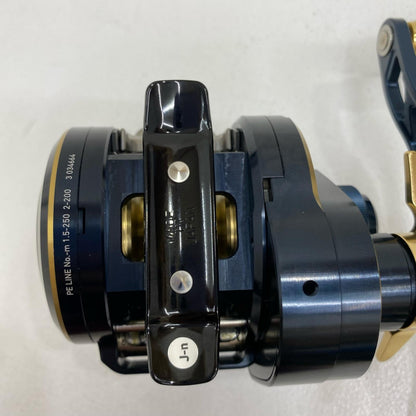 【フィッシング/釣り/釣具/リール】 【ベイトリール/右ハンドル】Daiwa | ダイワ 21ソルティガIC カスタムハンドル 100P-DH【加古川店】