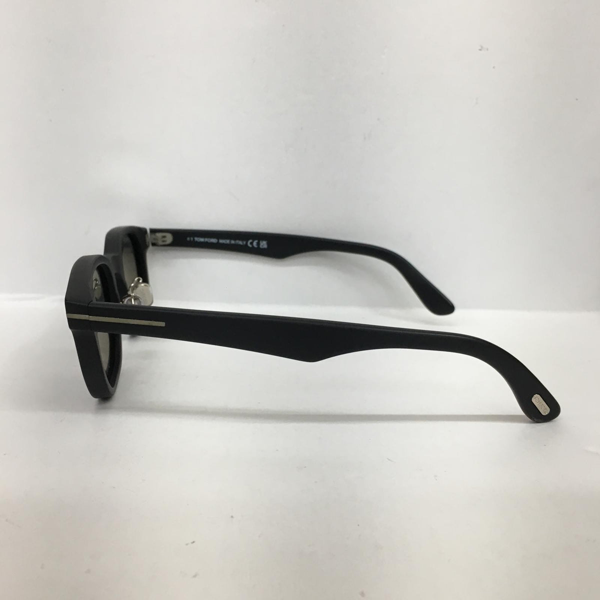 TOM FORD | トムフォード 49◽︎21 サングラス TF1231-D ブラック【加古川店】