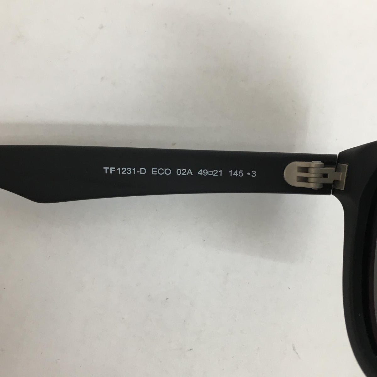 TOM FORD | トムフォード 49◽︎21 サングラス TF1231-D ブラック【加古川店】