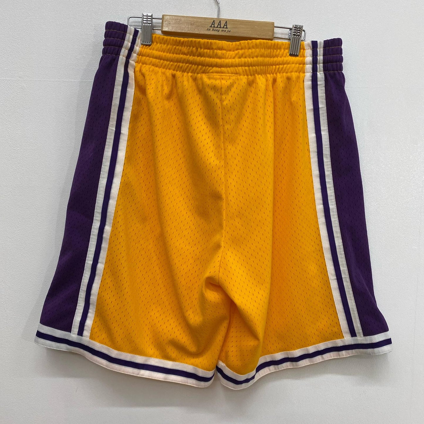MITCHELL&NESS | ミッシェルアンドネスミッチェルアンドネス MITCHELL&NESS ﾚｲｶｰｽﾞｽｳｨﾝｸﾞﾏﾝNBAﾛｺﾞﾊﾟﾝﾂ size:L【加古川店】
