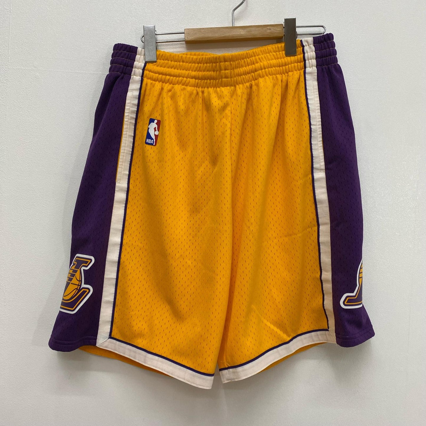 MITCHELL&NESS | ミッシェルアンドネスミッチェルアンドネス MITCHELL&NESS ｽｳｨﾝｸﾞﾏﾝﾞﾊﾟﾝﾂ ﾚｲｶｰｽﾞﾛｺﾞ size:L【加古川店】