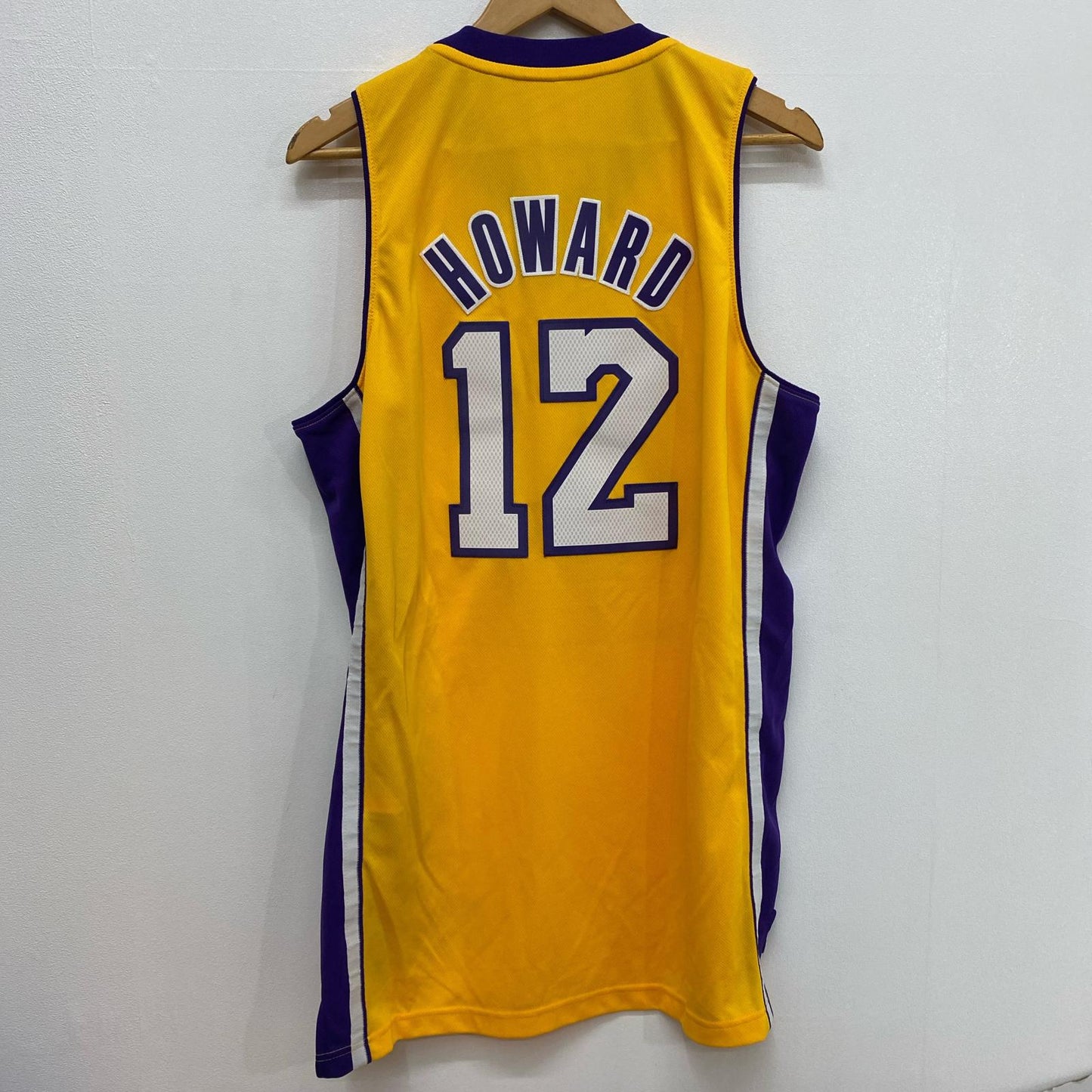 adidas | アディダス adidas ﾚｲｶｰｽﾞﾕﾆﾌｫｰﾑ#12 ﾊﾜｰﾄﾞ size:M【加古川店】