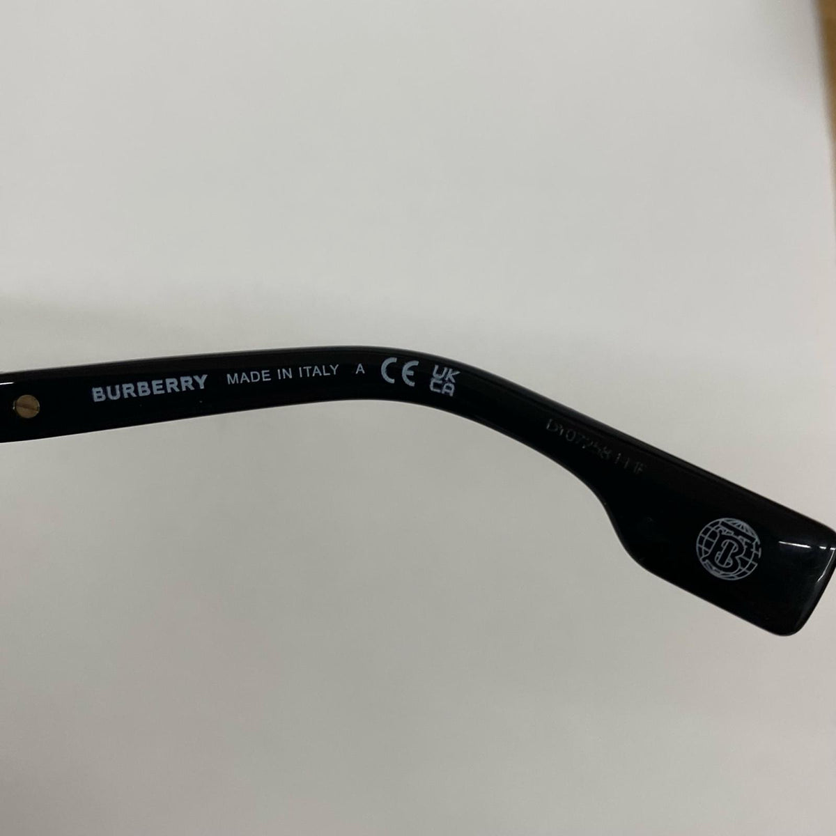 BURBERRY London England | バーバリーロンドンイングランド スクエア　　55⬜︎16 サングラス B4389-F ブラック【加古川店】