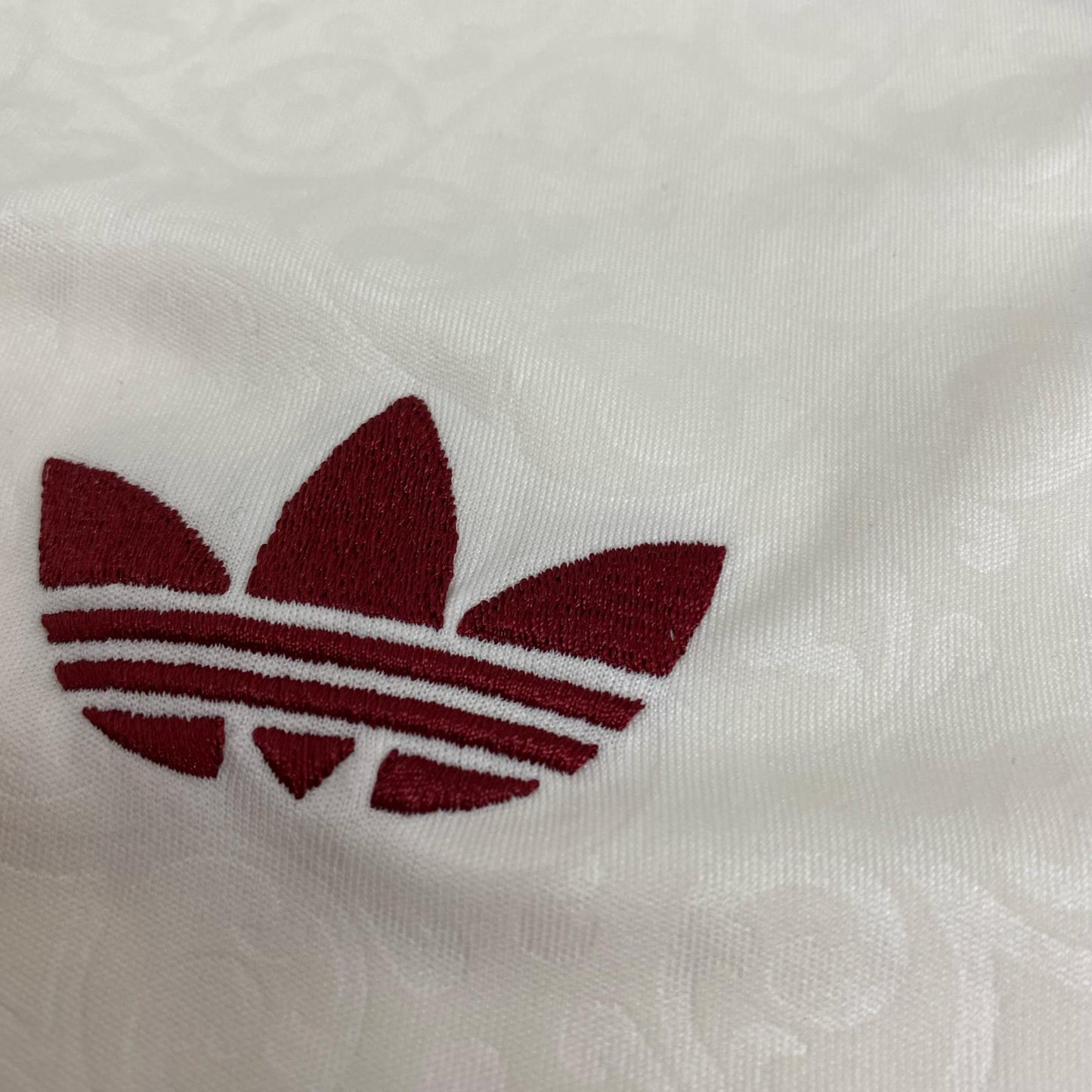adidas | アディダス adidas JN4397 ｽﾍﾟｲﾝ代表(2026) ﾚﾌﾟﾘｶﾕﾆﾌｫｰﾑ ｻｲｽﾞ:3XL 着用感あり【加古川店】