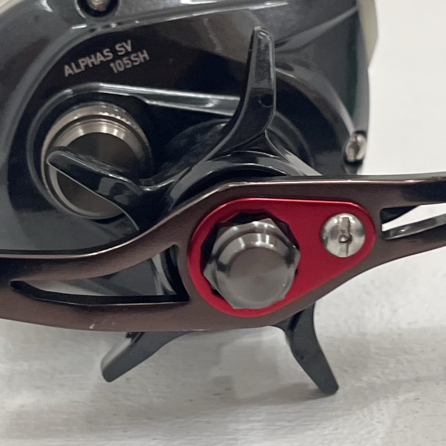 【フィッシング/釣り/釣具/リール】 【ベイトリール/右ハンドル】Daiwa | ダイワ 15アルファスSV 105SH【加古川店】