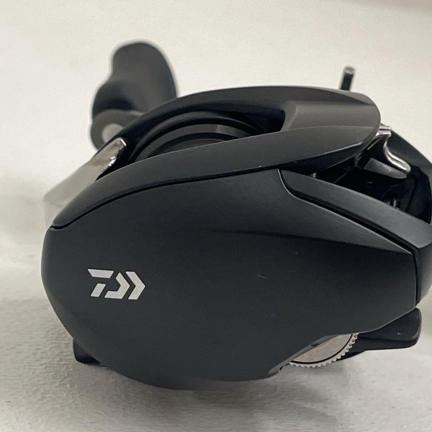 【フィッシング/釣り/釣具/リール】 【ベイトリール/左ハンドル】Daiwa | ダイワ シルバーウルフSVTW 1000XHL PESP【加古川店】