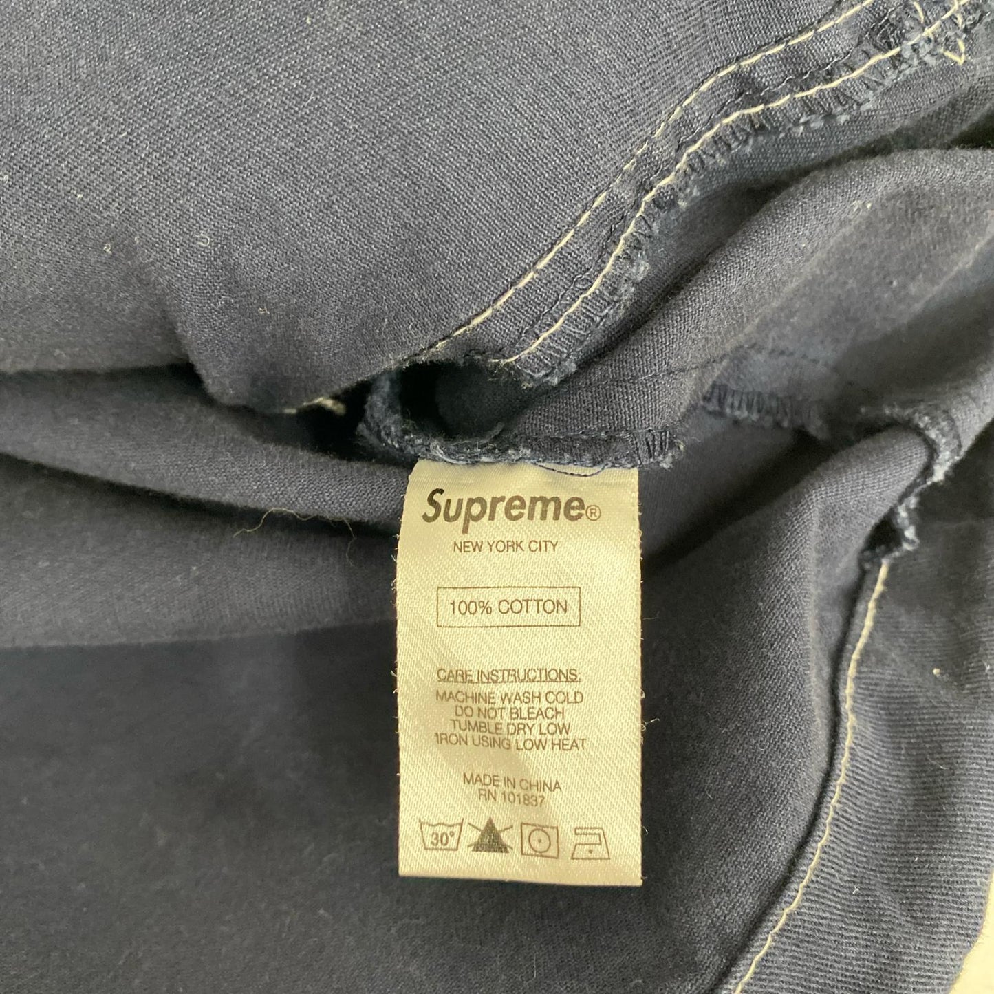 Supreme | シュプリーム contrast stitch twill pullover 年式:16AW 擦れ、汚れ パーカー ネイビー サイズ：M【加古川店】