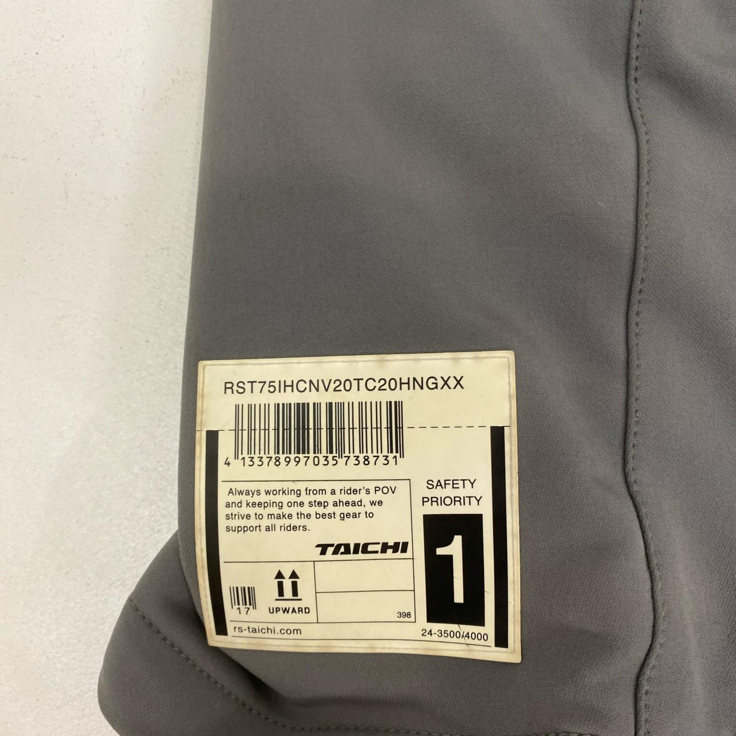 RSタイチ RS TAICHI RSJ335 ｸｲｯｸﾄﾞﾗｲﾊﾟｰｶｰ ｻｲｽﾞ:S 着用感 袖汚れ【加古川店】