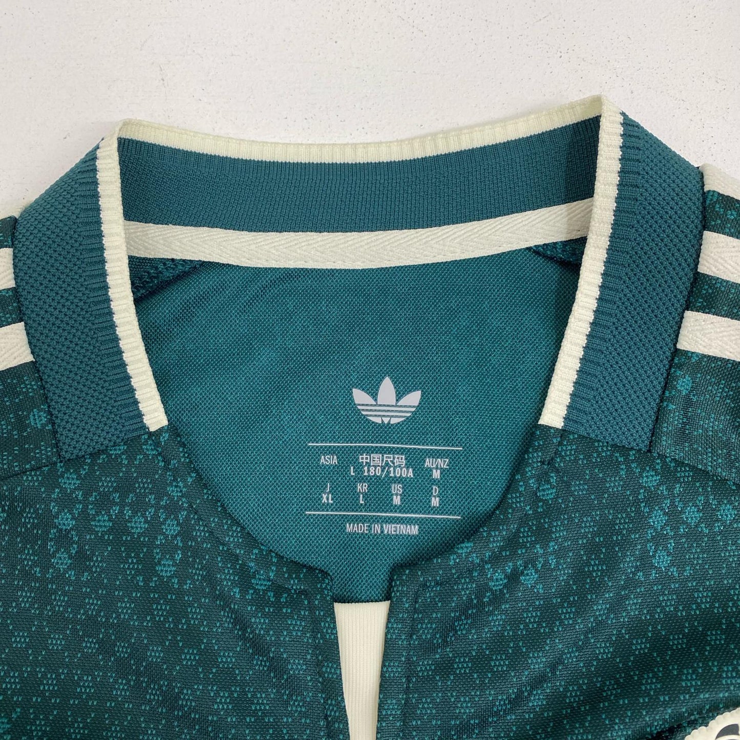 adidas | アディダス adidas ﾚｱﾙﾏﾄﾞﾘｰﾄﾞ26/27 ﾕﾆﾌｫｰﾑ ｻｲｽﾞXL【加古川店】