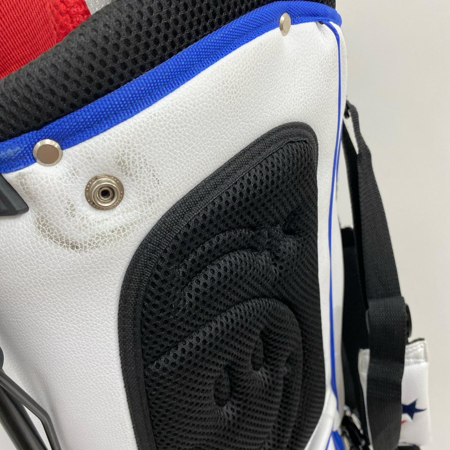 【ゴルフ用品】 キャディバッグ BLUETEE GOLF ｽﾀﾝﾄﾞｷｬﾃﾞｨﾊﾞｯｸﾞ ｲﾀﾐ有【加古川店】
