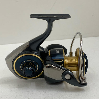 【フィッシング/釣り/釣具/リール】 【スピニングリール】Daiwa | ダイワ 25ソルティガ 8000-H【加古川店】