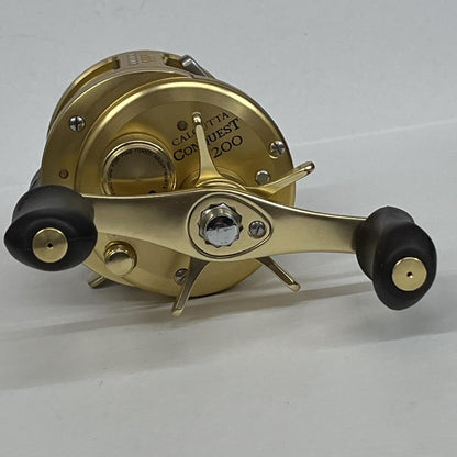 【フィッシング/釣り/釣具/リール】 【ベイトリール/右ハンドル】SHIMANO | シマノ 00カルカッタコンクエスト 200【加古川店】