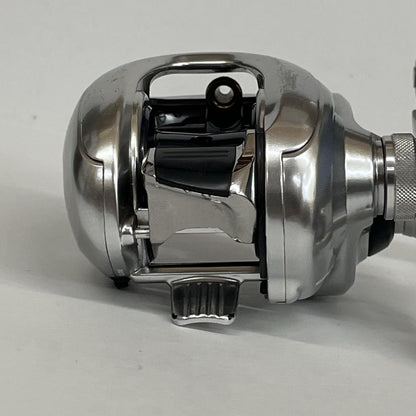 【フィッシング/釣り/釣具/リール】 【ベイトリール/右ハンドル】SHIMANO | シマノ 16メタニウムMGL【加古川店】