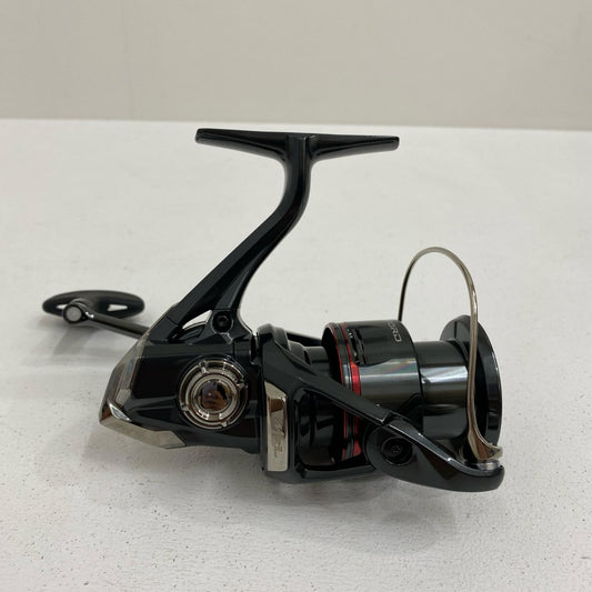 【フィッシング/釣り/釣具/リール】 【スピニングリール】SHIMANO | シマノ 24ヴァンフォード C3000XG【加古川店】