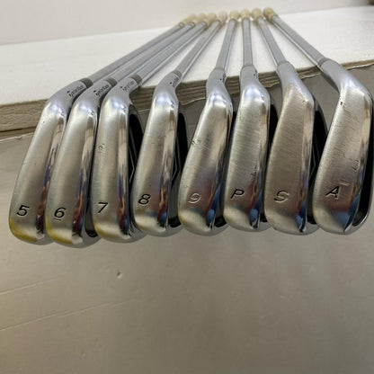 【ゴルフ用品】 TaylorMade | テーラーメイド TaylorMade アイアンセット R9 MAX(2009)ｱｲｱﾝ8本ｾｯﾄ シャフト:N.S.PRO 950GH フレックス:S 5~9.PAS【加古川店】
