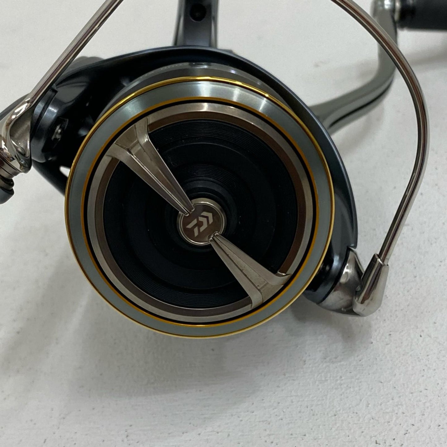 【フィッシング/釣り/釣具/リール】 【スピニングリール】Daiwa | ダイワ 23エアリティLT 4000-XH【加古川店】