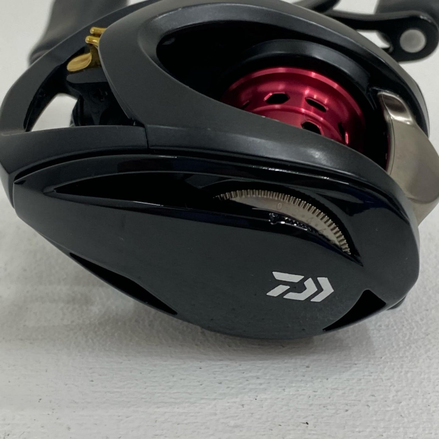 【フィッシング/釣り/釣具/リール】 【ベイトリール/右ハンドル】Daiwa | ダイワ SSAIRTW 8.5R【加古川店】