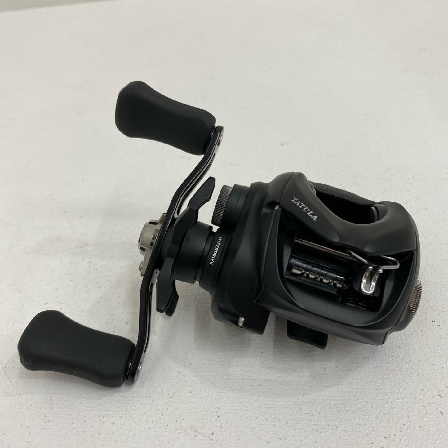 【フィッシング/釣り/釣具/リール】 【ベイトリール/右ハンドル】Daiwa | ダイワ 24タトゥーラTW 100H【加古川店】