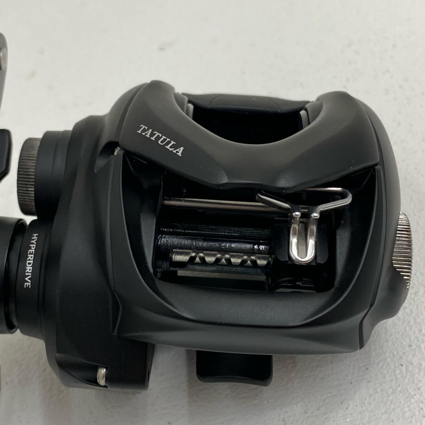 【フィッシング/釣り/釣具/リール】 【ベイトリール/右ハンドル】Daiwa | ダイワ 24タトゥーラTW 100H【加古川店】