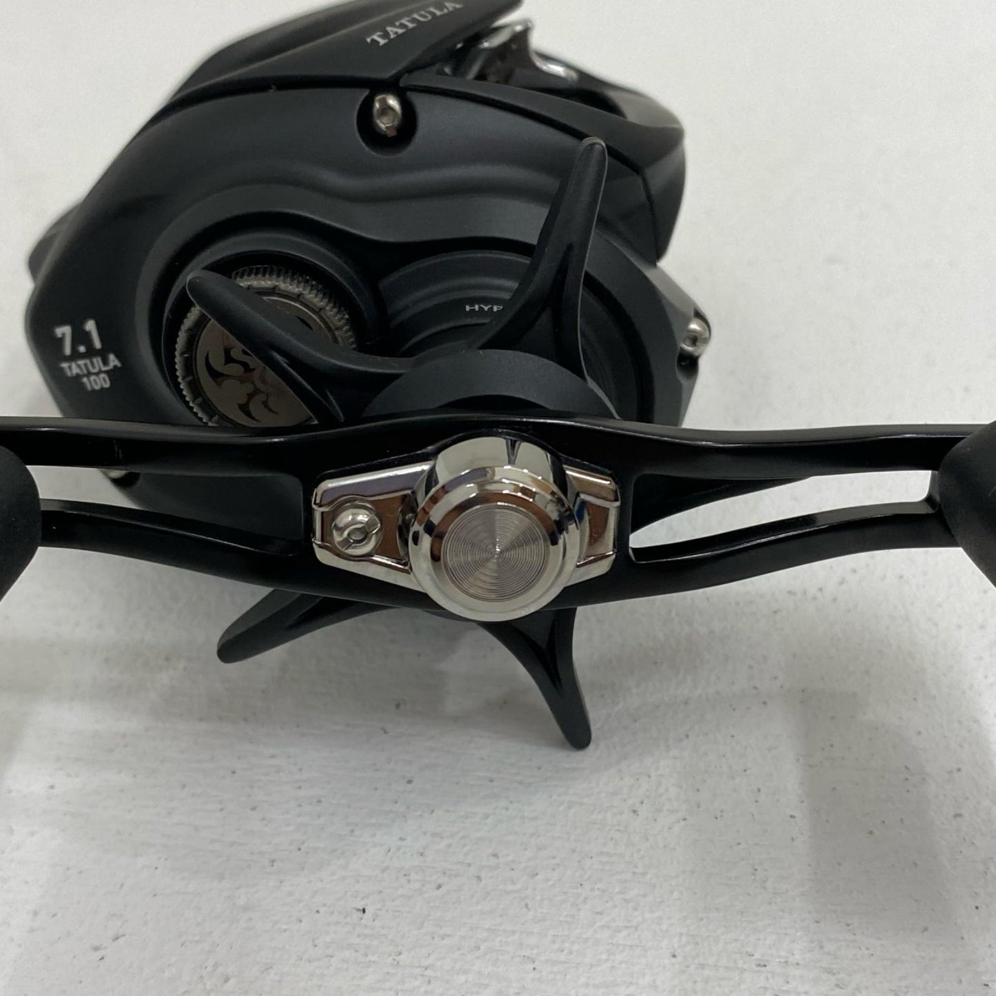 【フィッシング/釣り/釣具/リール】 【ベイトリール/右ハンドル】Daiwa | ダイワ 24タトゥーラTW 100H【加古川店】
