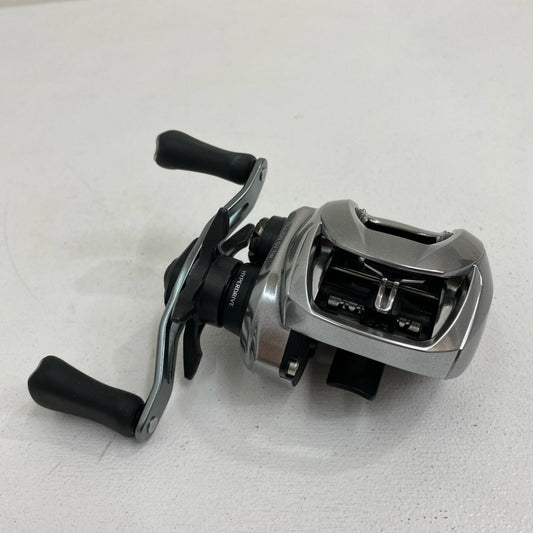 【フィッシング/釣り/釣具/リール】 【ベイトリール/右ハンドル】Daiwa | ダイワ 21ジリオンSVTW 1000H【加古川店】