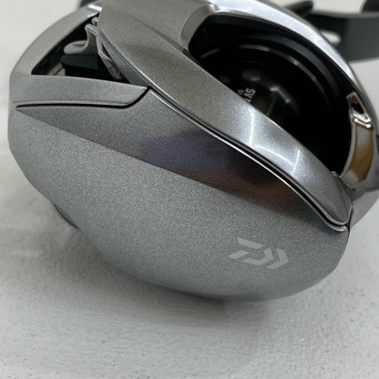 【フィッシング/釣り/釣具/リール】 【ベイトリール/右ハンドル】Daiwa | ダイワ 21ジリオンSVTW 1000H【加古川店】