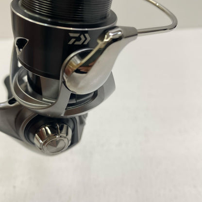 【フィッシング/釣り/釣具/リール】 【スピニングリール】Daiwa | ダイワ 25カルディアFCLT 2000S【加古川店】