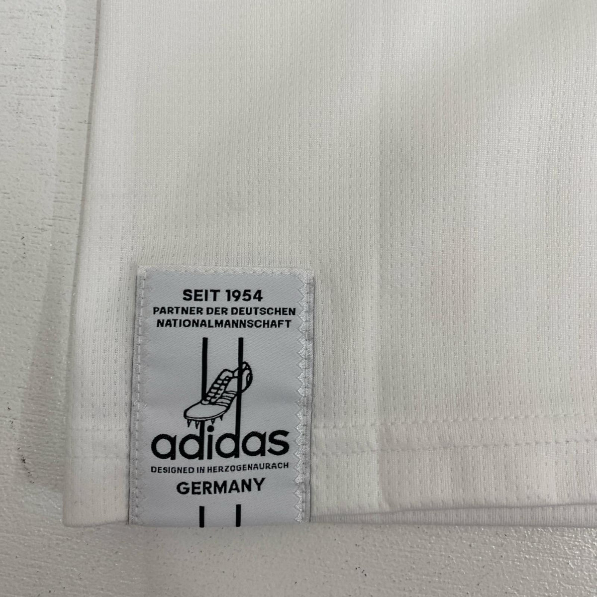 adidas | アディダス adidas 2026杯 ﾄﾞｲﾂ代表 ﾚﾌﾟﾘｶﾕﾆﾌｫｰﾑ size:S【加古川店】
