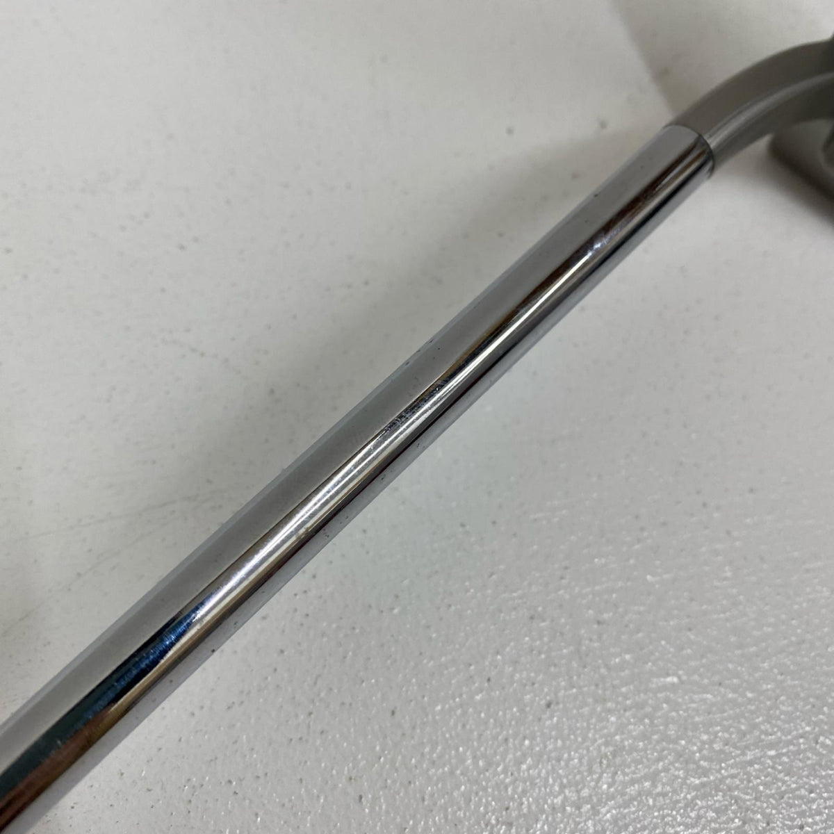 【ゴルフ用品】 Piretti | ピレッティ Piretti パター Lucca Classic 303(2023) ﾍｯﾄﾞｶﾊﾞｰ付属 約33ｲﾝﾁ【加古川店】