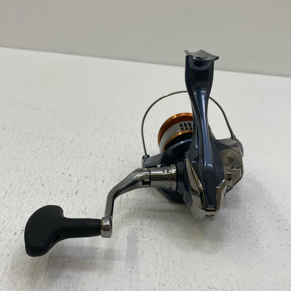 【フィッシング/釣り/釣具/リール】 【スピニングリール】SHIMANO | シマノ 26ナスキー 4000【加古川店】
