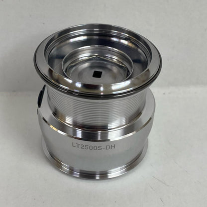 【フィッシング/釣り/釣具/リール】Daiwa | ダイワ 22 イグジストLT 2500S-DH 純正スプール【加古川店】