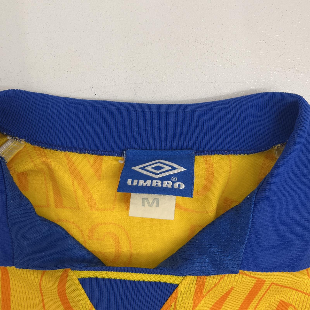 UMBRO 90s ｺﾛﾝﾋﾞｱ代表 ｹﾞｰﾑｼｬﾂ size:M【加古川店】