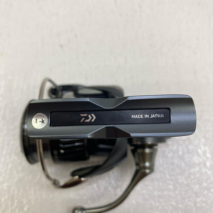 【フィッシング/釣り/釣具/リール】 【スピニングリール】Daiwa | ダイワ 23エアリティSTSF 2500SSHQD【加古川店】