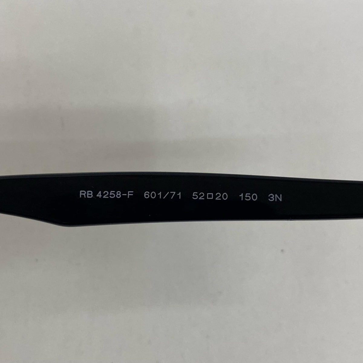 RAY BAN | レイバン 52⬜︎20 150 サングラス RB4258-F【加古川店】
