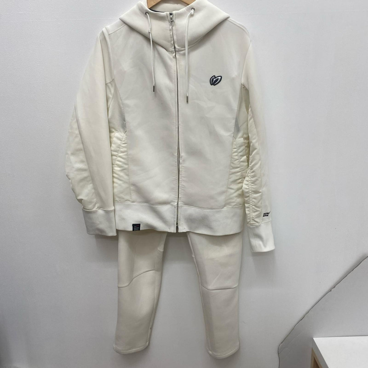 MASTER BUNNY EDITION | マスターバニーエディション MASTER BUNNY EDITION 758-1262003 ﾀﾞﾝﾎﾞｰﾙﾆｯﾄ ｾｯﾄｱｯﾌﾟ ｻｲｽﾞ:4 汚れ多【加古川店】