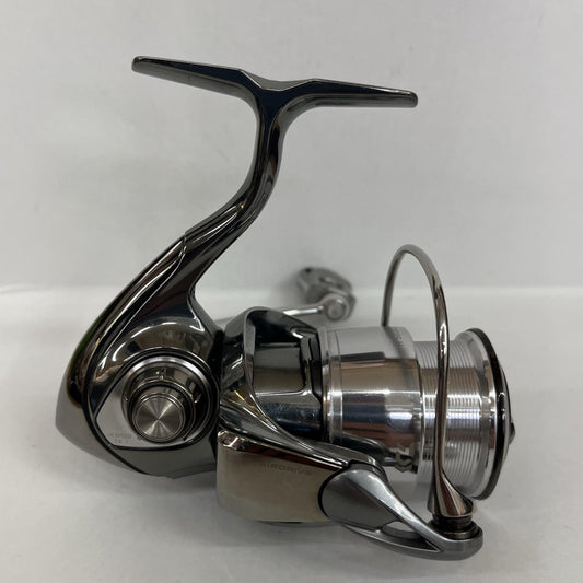 【フィッシング/釣り/釣具/リール】 【スピニングリール】Daiwa | ダイワ 22イグジストLT 2000S-H【加古川店】