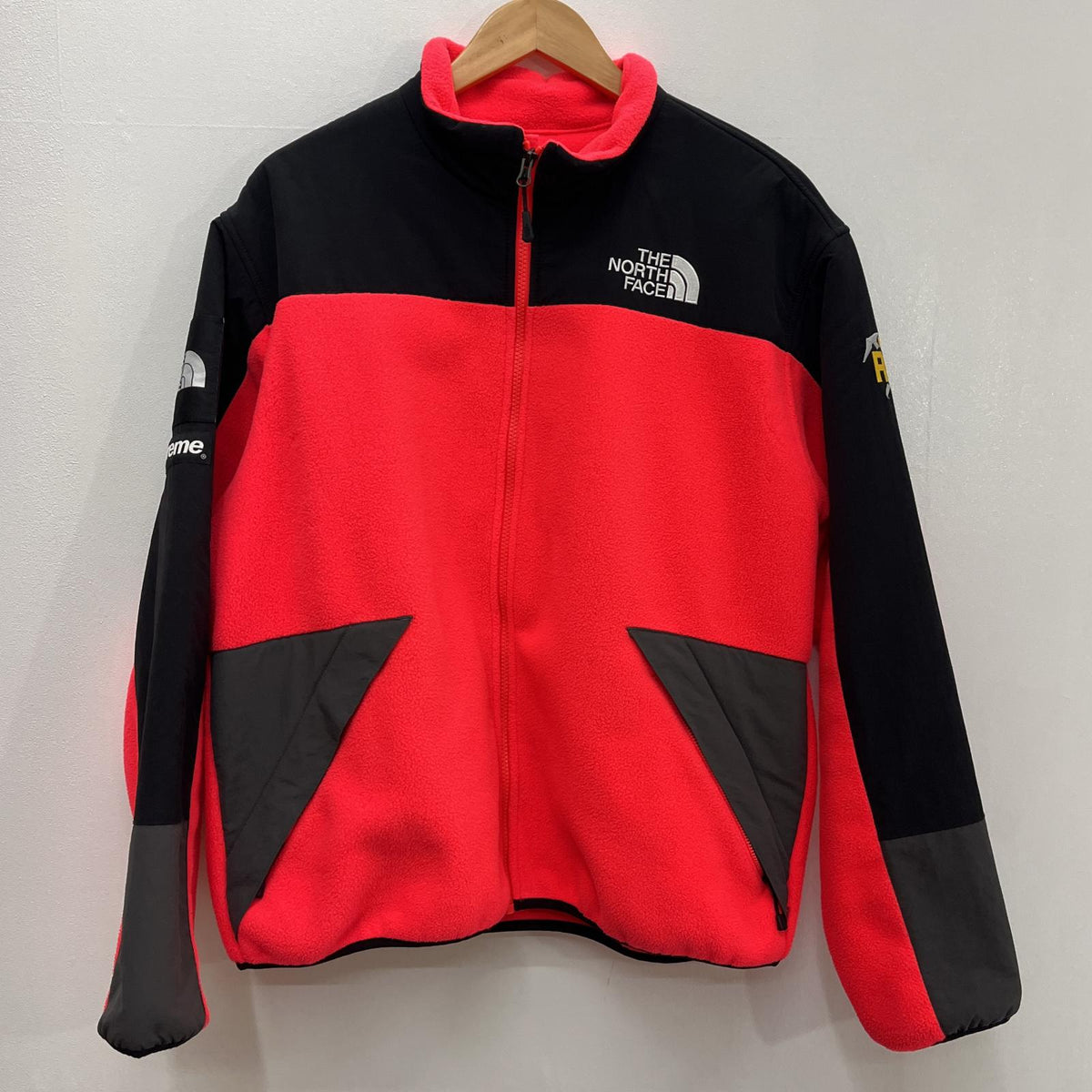 【中古】Supreme | シュプリーム ×THE NORTH FACE RTG Fleece Jacket フリース カラー:レッド ｻｲｽﾞ:L 年式:20SS ref:NA71904I 【加古川店】