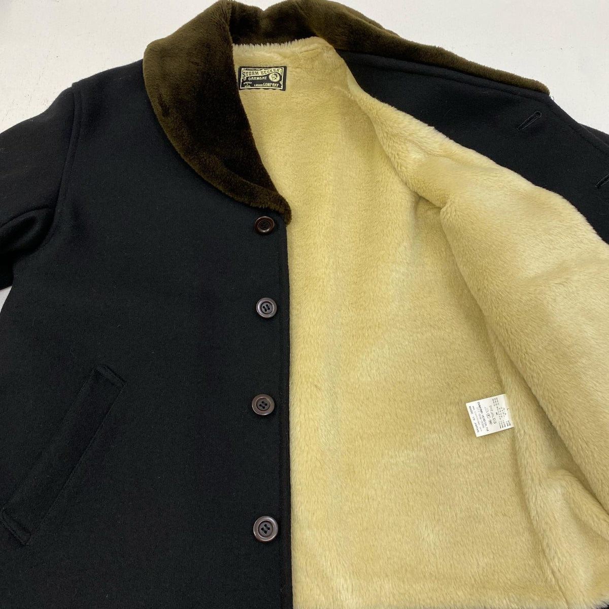STORM BECKER | ストームベッカー FRANK MOTOR CO. SHORT CAR COAT その他アウター BZ-071S ブラック サイズ：L【加古川店】