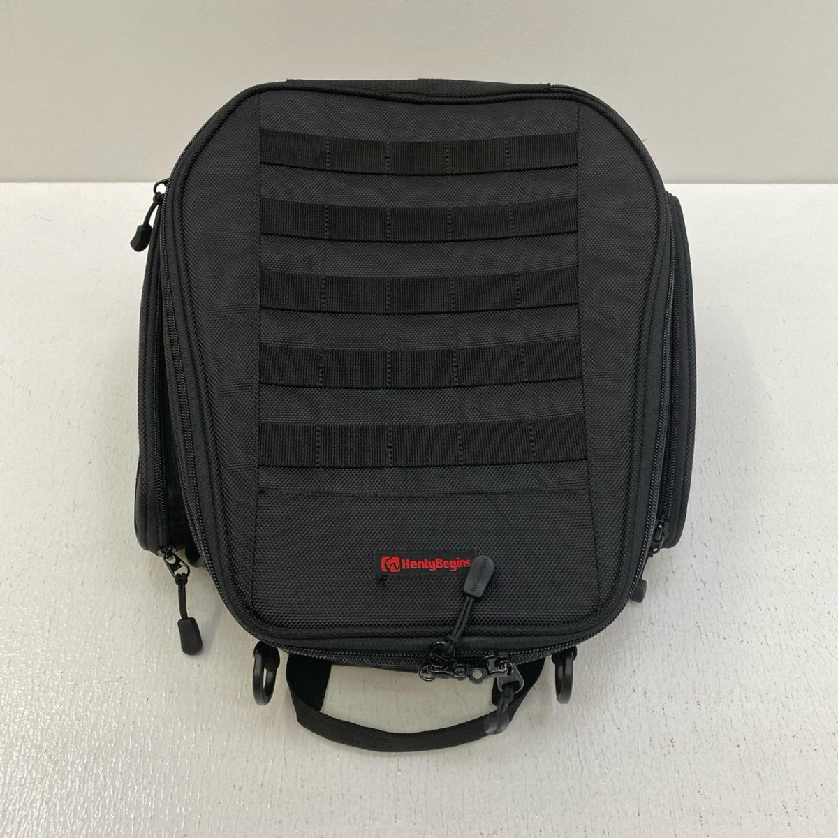 DH-731 HENLY BEGINS ｼｰﾄﾊﾞｯｸﾞ 約41×38×18cm ｶﾊﾞｰ、ﾍﾞﾙﾄ付【加古川店】