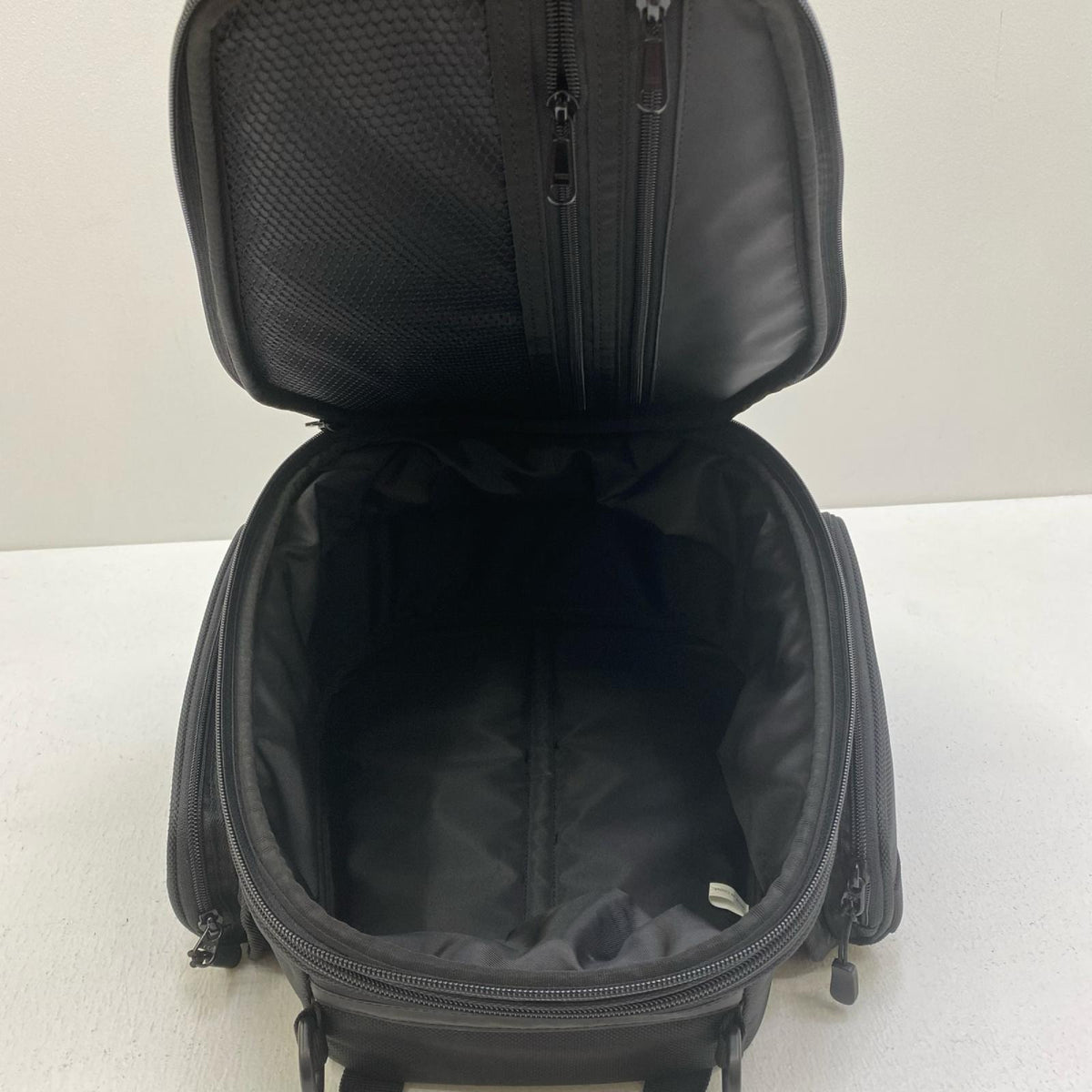 DH-731 HENLY BEGINS ｼｰﾄﾊﾞｯｸﾞ 約41×38×18cm ｶﾊﾞｰ、ﾍﾞﾙﾄ付【加古川店】