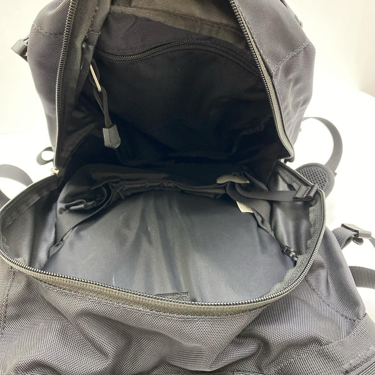 Kriega R15 ﾊﾞｯｸﾊﾟｯｸ 約42×28×15cm【加古川店】