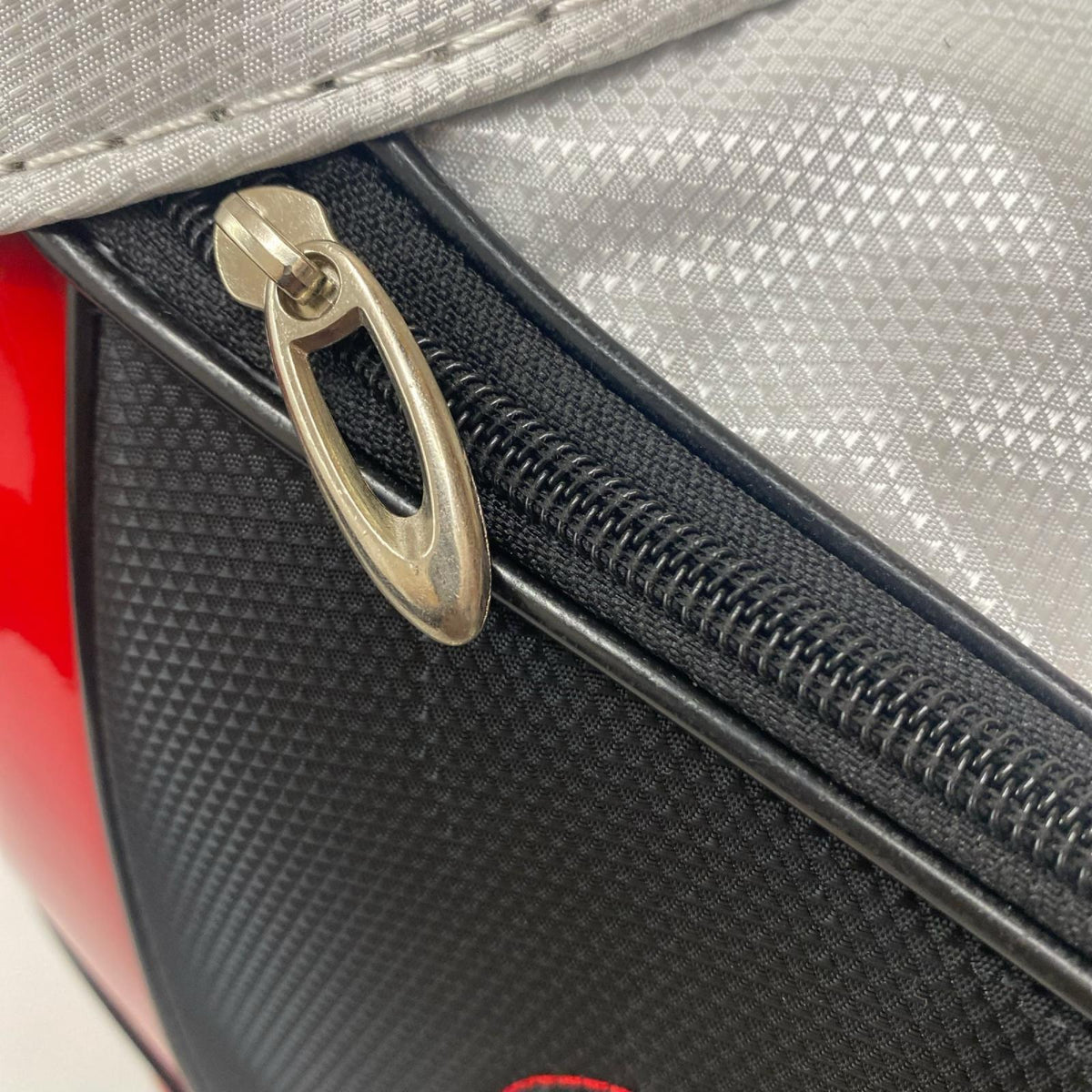 【ゴルフ用品】 BRIDGESTONE | ブリヂストン BRIDGESTONE キャディバッグ CBG21Y 軽量ｷｬﾃﾞｨﾊﾞｯｸﾞ ﾀｸﾞ付き ﾌｰﾄﾞ有【加古川店】