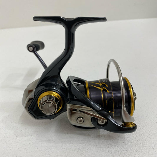 【フィッシング/釣り/釣具/リール】 【スピニングリール】Daiwa | ダイワ 21カルディアFCLT 2000S-H【加古川店】