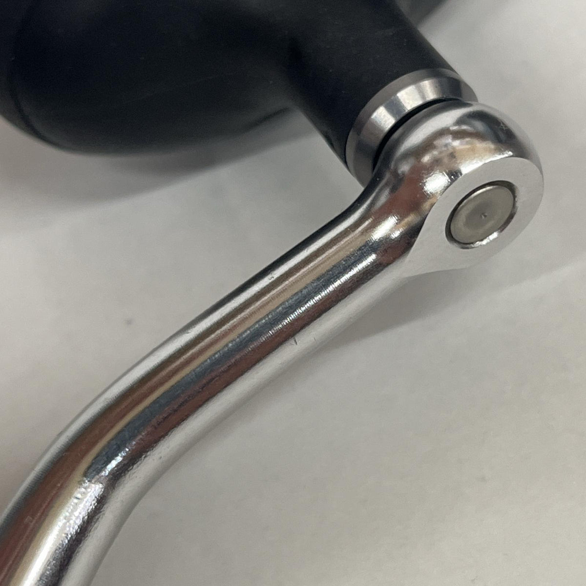【フィッシング/釣り/釣具/リール】SHIMANO | シマノ 21 ツインパワーSW 8000/10000 HG 純正ハンドル 左用【加古川店】