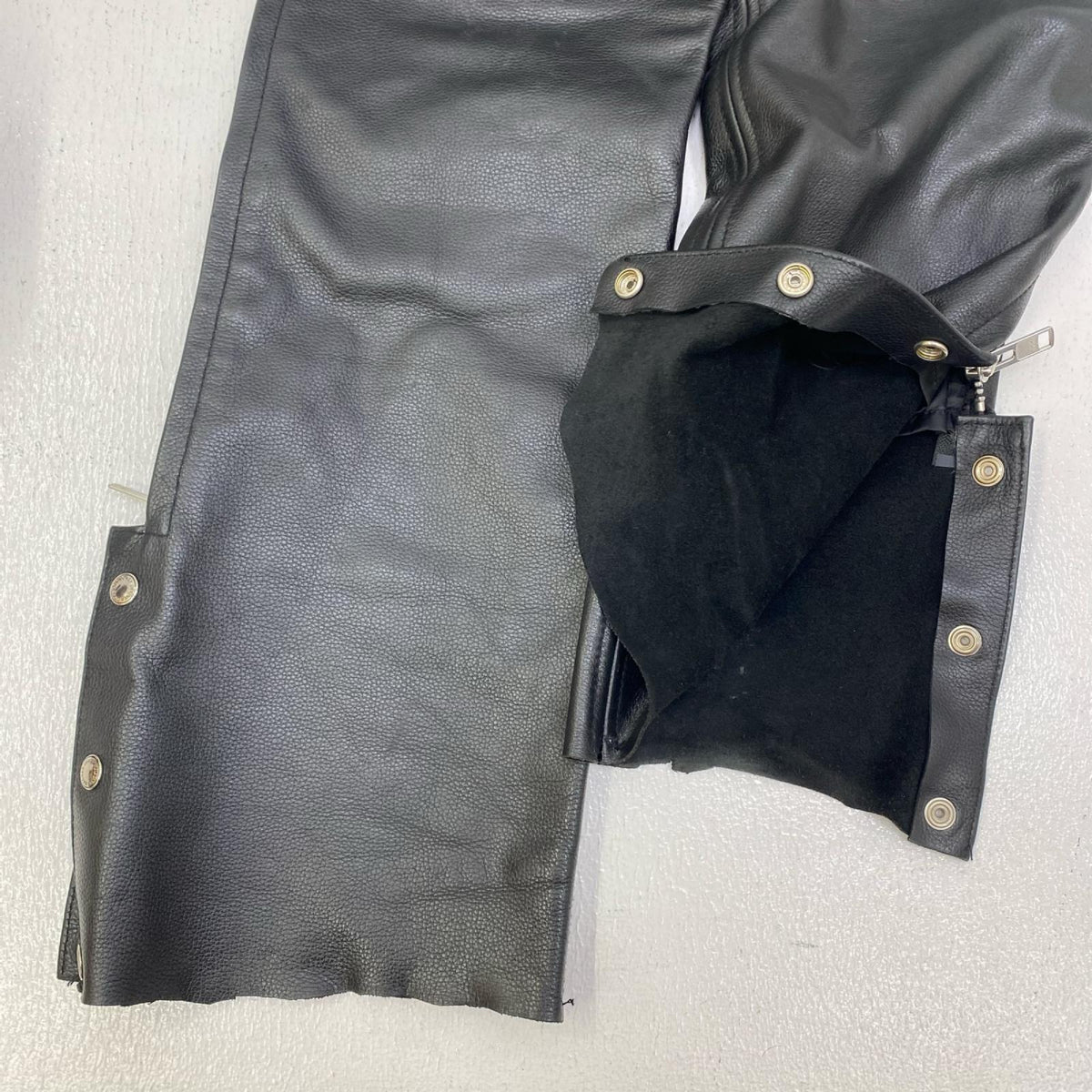 DEGNER ﾚｻﾞｰﾁｬｯﾌﾟｽ デグナー 裾破れ有【加古川店】