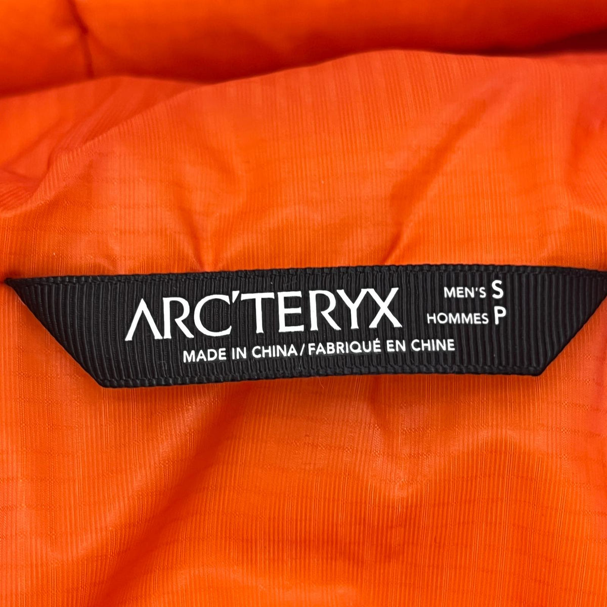 ARC'TERYX | アークテリクス nuclei ダウンジャケット 25600-138733 オレンジ サイズ：S【加古川店】
