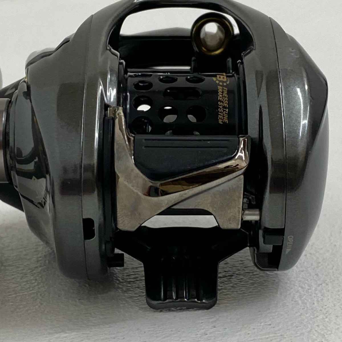 【フィッシング/釣り/釣具/リール】 【ベイトリール/左ハンドル】SHIMANO | シマノ 16アルデバランBFS カスタムノブ XGLH【加古川店】