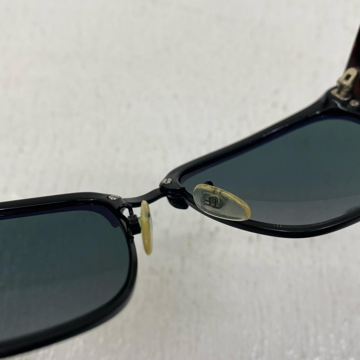 TOM FORD | トムフォード River 57⬜︎18 145 サングラス TF367 02B【加古川店】