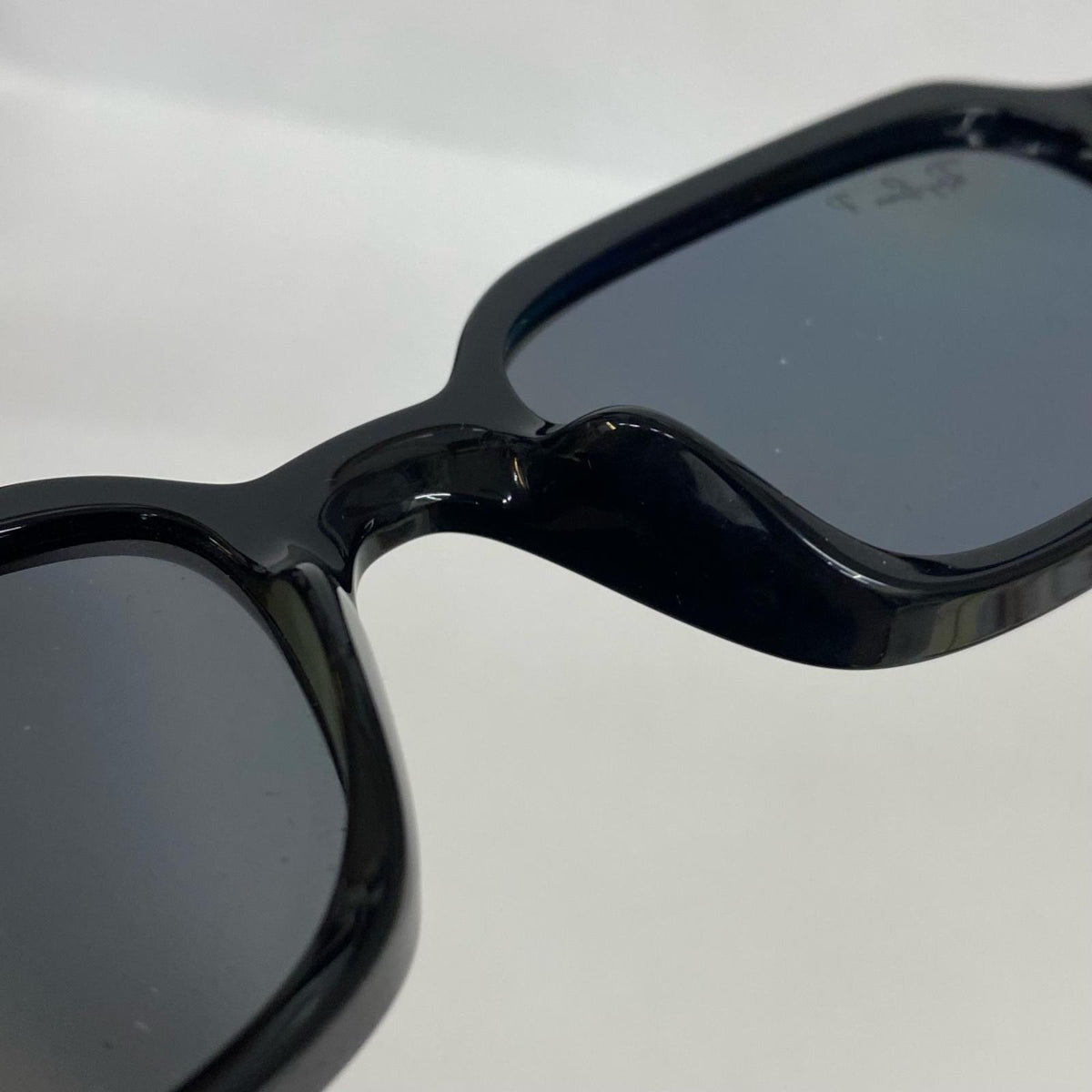 RAY BAN | レイバン ZURI 51⬜︎19 145 サングラス RB4455F ブラック【加古川店】